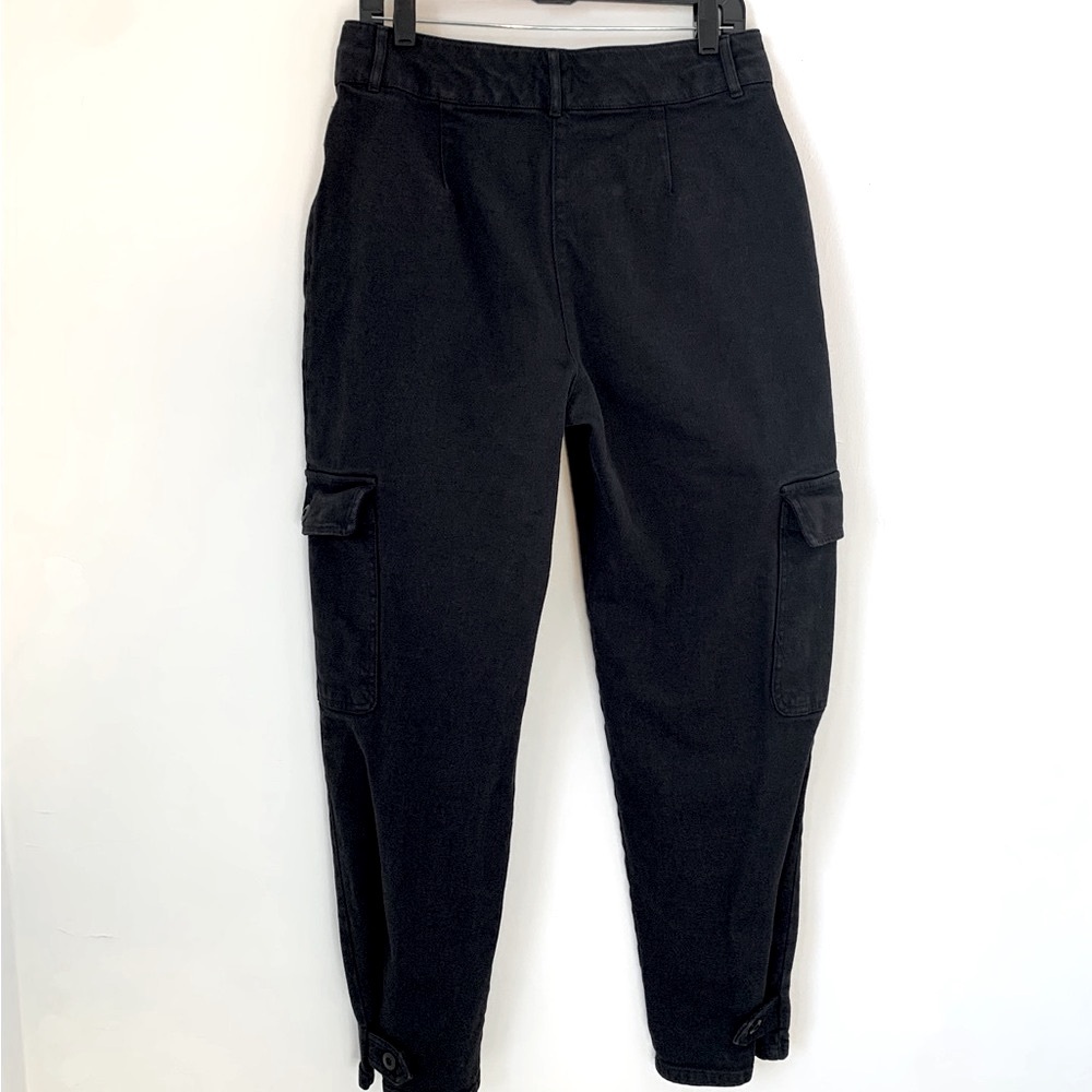 Aritzia Wilfred Free Modern Black Cargo Pants - Picture 9 of 14